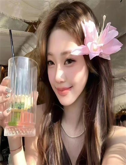 和搜子居同的日子1中文_亚洲中文娱乐网_绑架女人